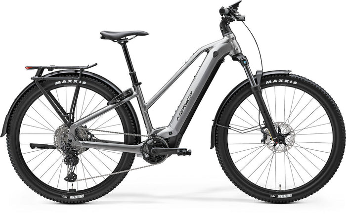 MERIDA eFLOAT CC 600 Lady EQ II1 – E-Trekkingbike, Bosch Performance Line CX, 800 Wh, Gunmetal Grey (Black)