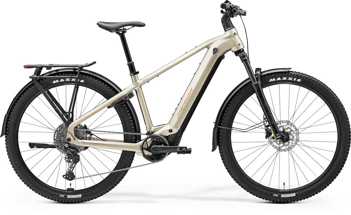 MERIDA eFLOAT CC 500 EQ II1 – E-Trekkingbike, Bosch Performance Line CX, 800 Wh, High Cream (Brown)