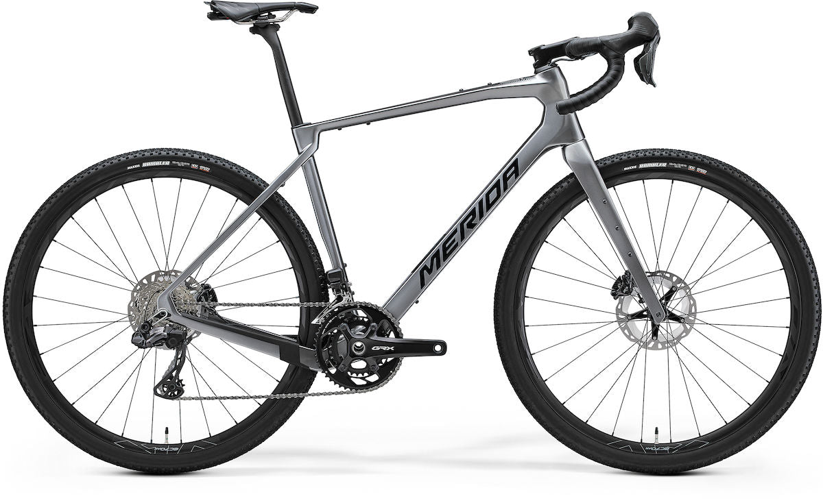 MERIDA SILEX 8000 II1 – Gravelbike, Carbon, Shimano GRX825 Di2, Gunmetal Grey (Black/Titan)