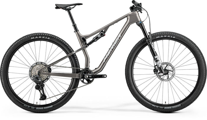 MERIDA NINETY-SIX XT – Mountainbike Fully, Carbon, Shimano XT DI2 M8250, Warm Slate Grey (Silver)
