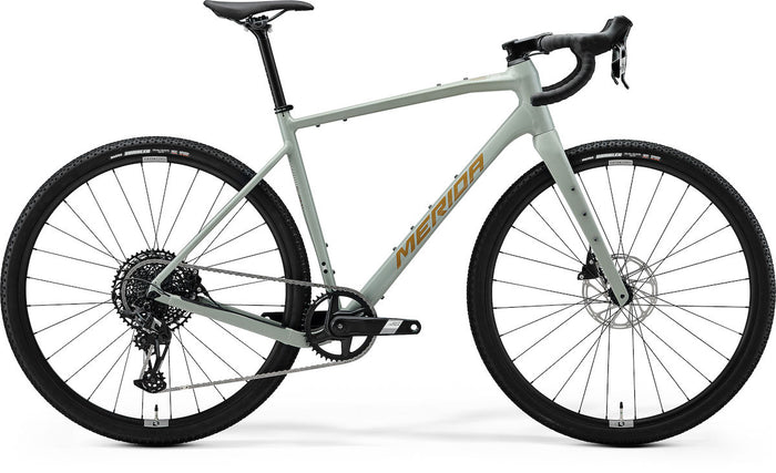 MERIDA SILEX 500 – Gravelbike, Aluminium, Sram Apex Eagle, Silk Moss Grey (River Clay)