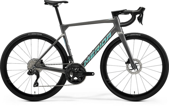 MERIDA SCULTURA LIMITED MJ2027 – Rennrad, Carbon, Shimano 105 Di2, Gunmetal Grey (Silver-Teal)