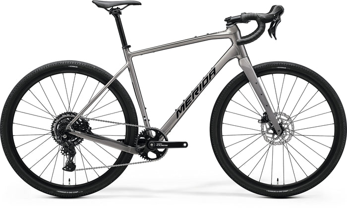 MERIDA SILEX 300 – Gravelbike, Aluminium, Shimano Cues U4000, Warm Slate Grey (Black)