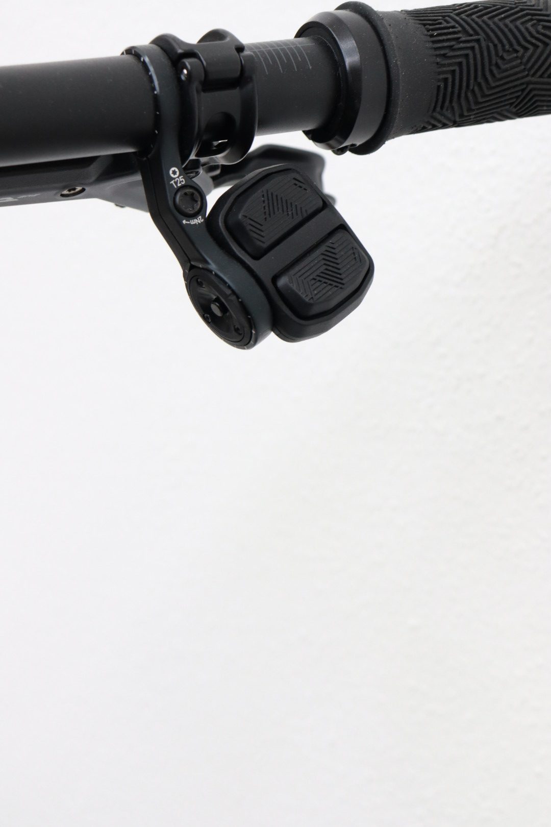 Mondraker SLY RR 2025 S NEU – Bosch SX – GX Transmission–eMTB Fully – Bild 6