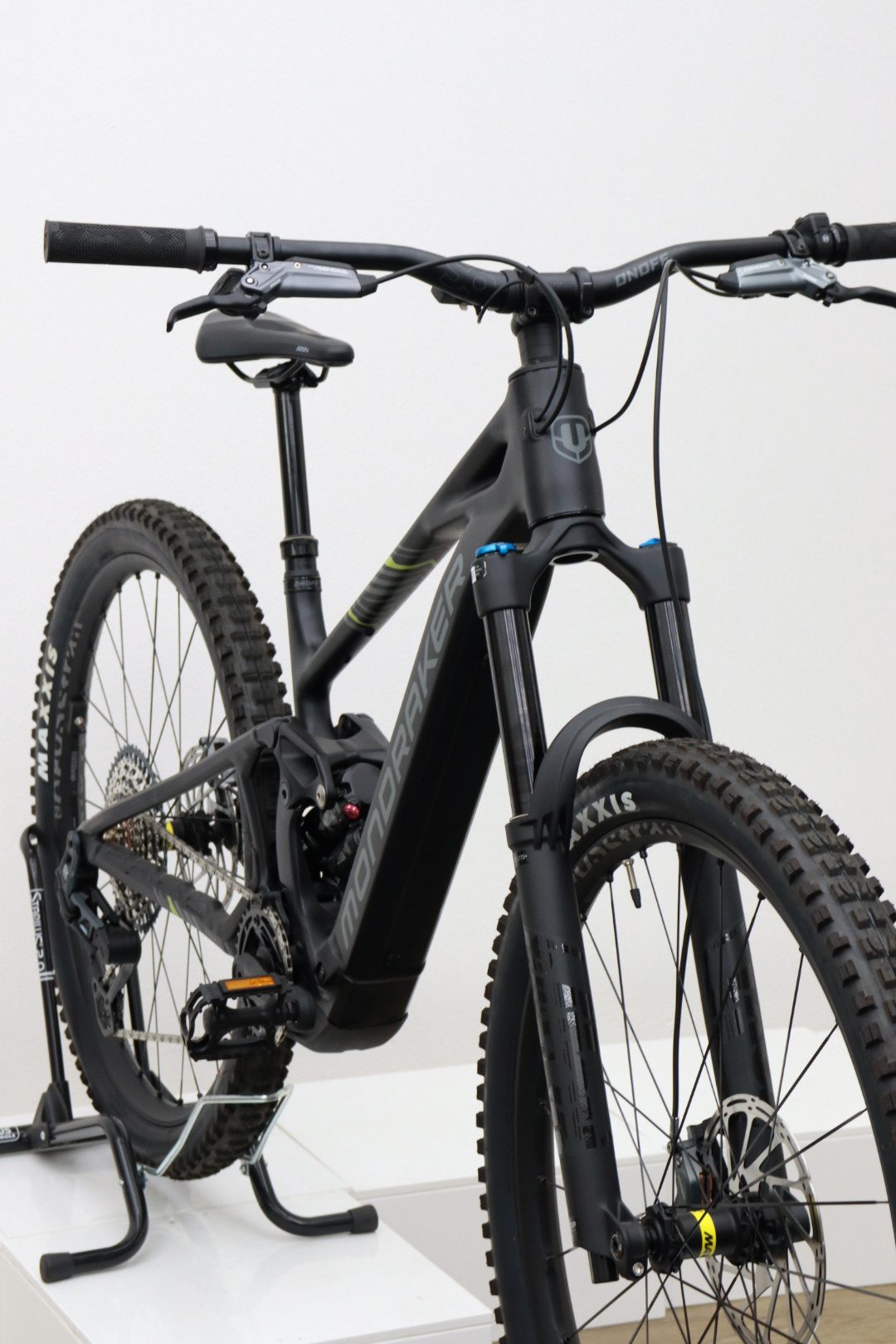 Mondraker SLY RR 2025 S NEU – Bosch SX – GX Transmission–eMTB Fully – Bild 12