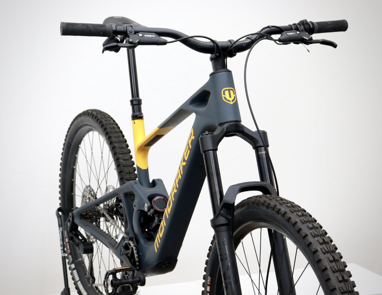 Mondraker NEAT R 2025 L NEU – TQ HPR50 – 19 kg – eMTB Fully – Bild 8