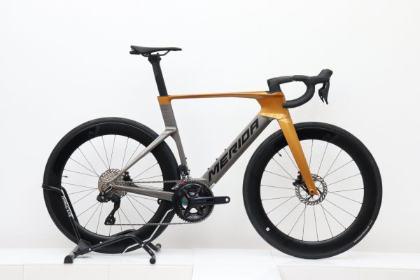 MERIDA REACTO LIMITED ,Carbon Aero-Rennrad mit Shimano 105 Di2– NEU –