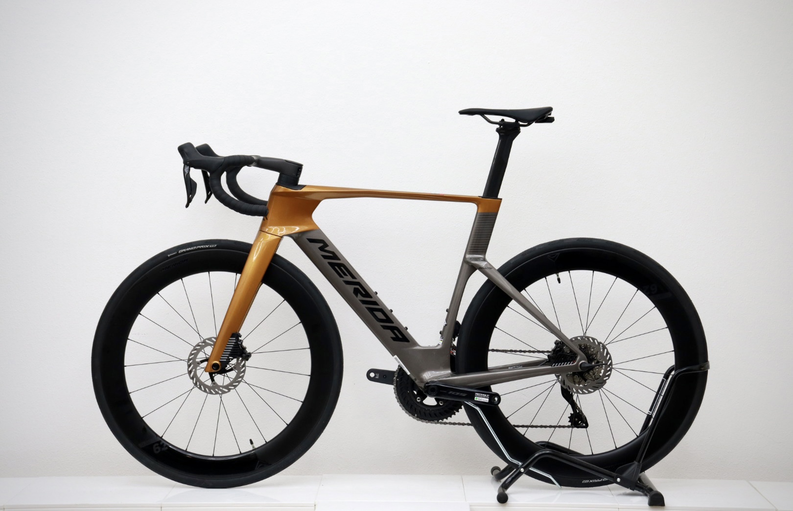 MERIDA REACTO LIMITED ,Carbon Aero-Rennrad mit Shimano 105 Di2– NEU – – Bild 2